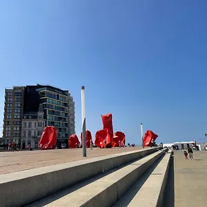 Gezellige 1 Slaapkamer, 3pers,strand,zee 50m Apartment Ostende